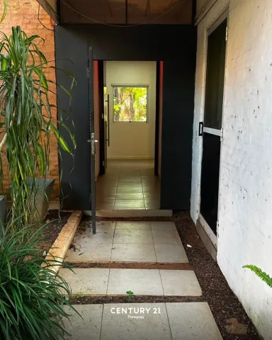 VENDO CASA EN FERNANDO DE LA MORA ZONA NORTE COD 6692
